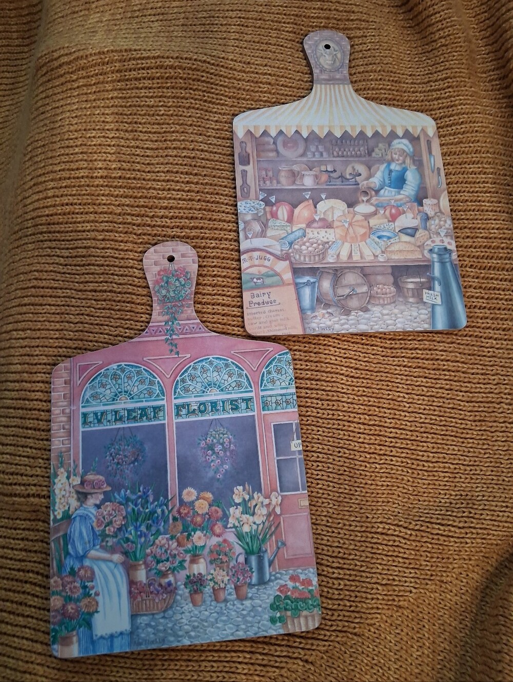 Vintage Wilscombe Meamine Cutting Boards